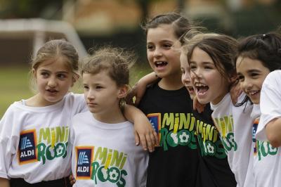 MiniRoos Girls image