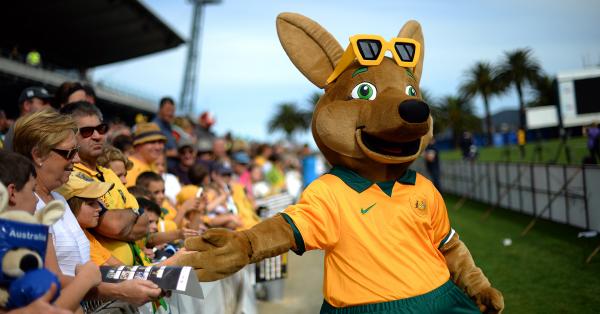 Design a MiniRoos jersey for Maloo & Tilly